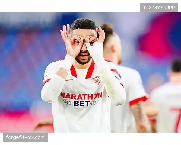 毕巴中场组织能力亮眼,助力球队稳步迈向赛季目标 毕巴中场组织能力亮眼,助力球队稳步迈向赛季目标