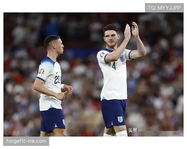 赖斯加盟显著提升球队战力，未来前景备受期待