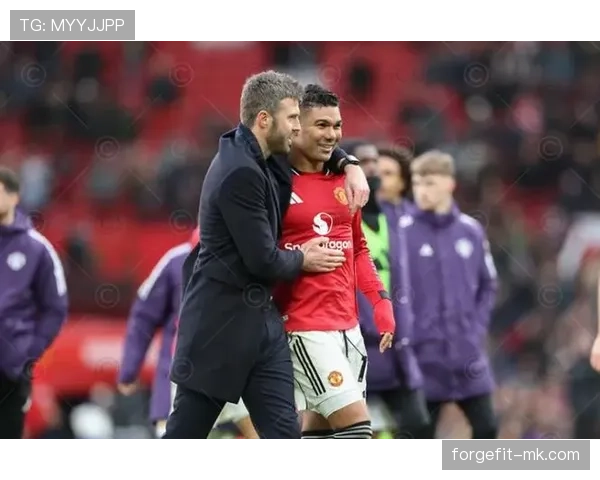 曼联锋线效率问题在近期比赛中持续显现，对球队战绩提升形成制约